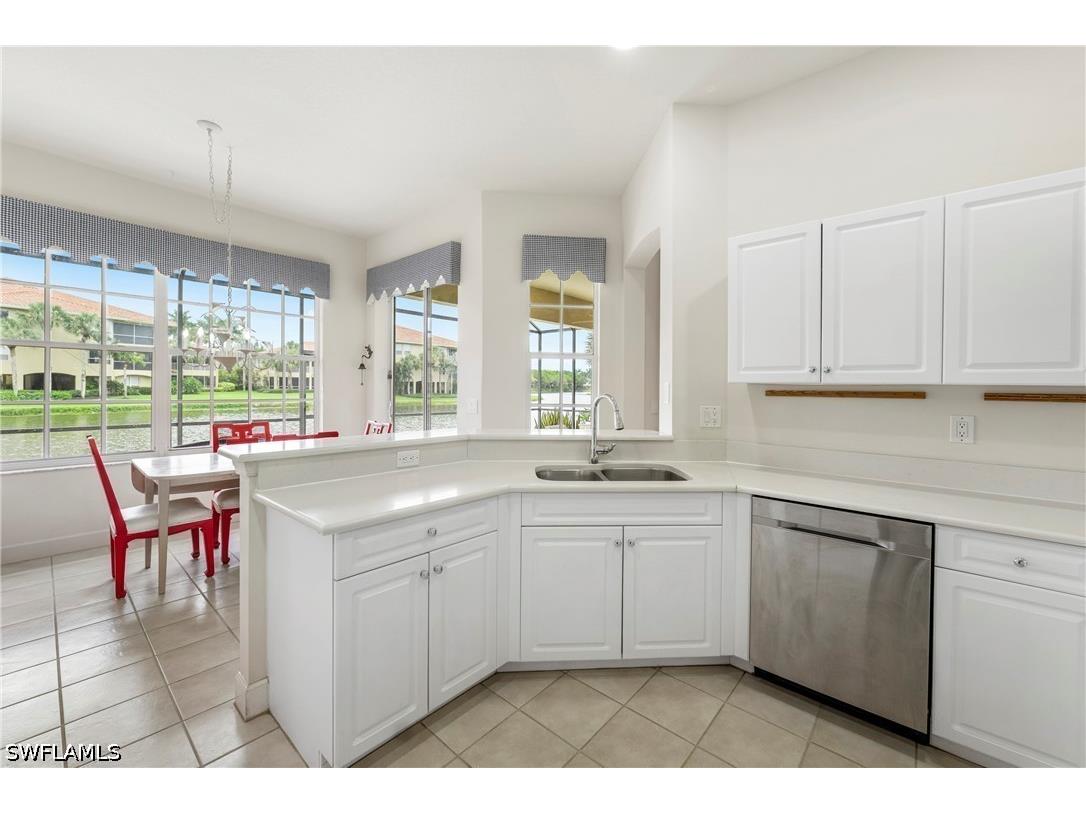 2296 Island Cove Circle Naples FL 34109 226020684 image6