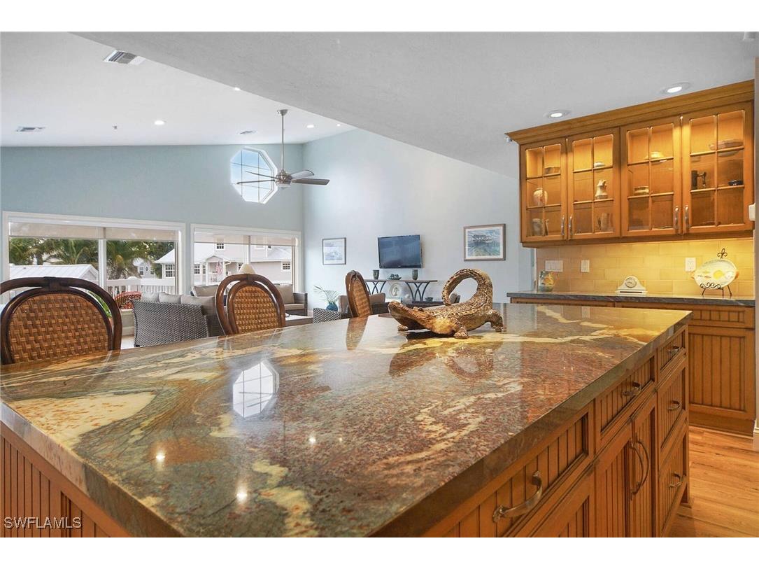 2297 Dixie Lee Court Saint James City FL 33956 225006654 image4