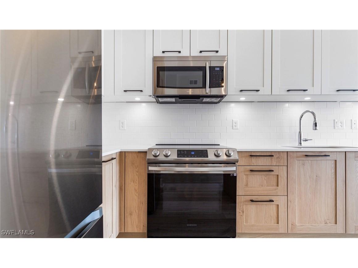 22980 Vista Edera Circle #2-215 Estero FL 33928 225053420 image6