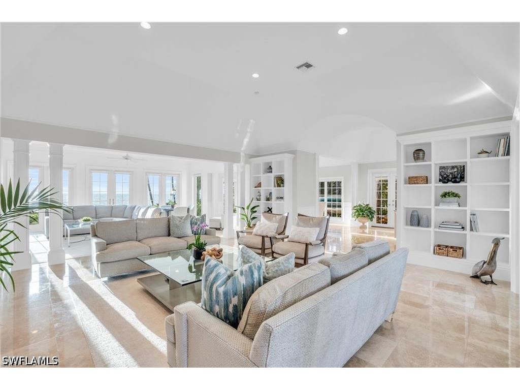 23 6th Ave N Naples FL 34102 226018147 image4