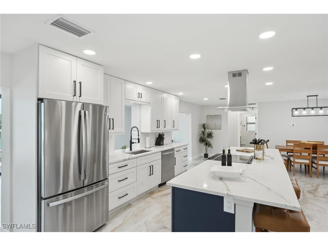 23 Fairview Boulevard Fort Myers Beach FL 33931 225049237 image11