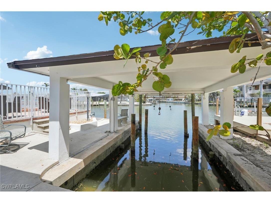 23 Fairview Boulevard Fort Myers Beach FL 33931 225049237 image34