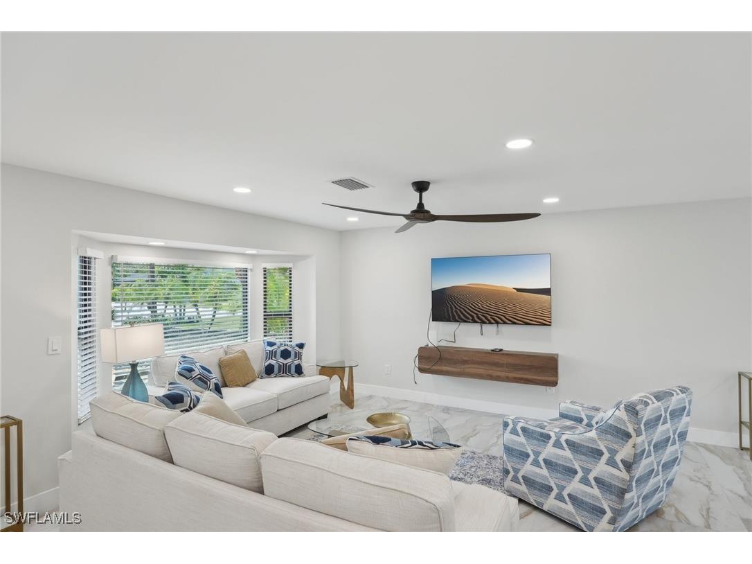 23 Fairview Boulevard Fort Myers Beach FL 33931 225049237 image4