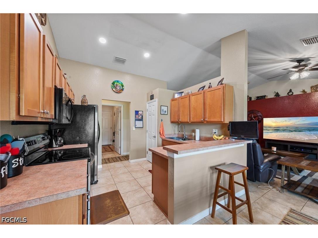 23 NW 29th Avenue Cape Coral FL 33993 2026020739 image12