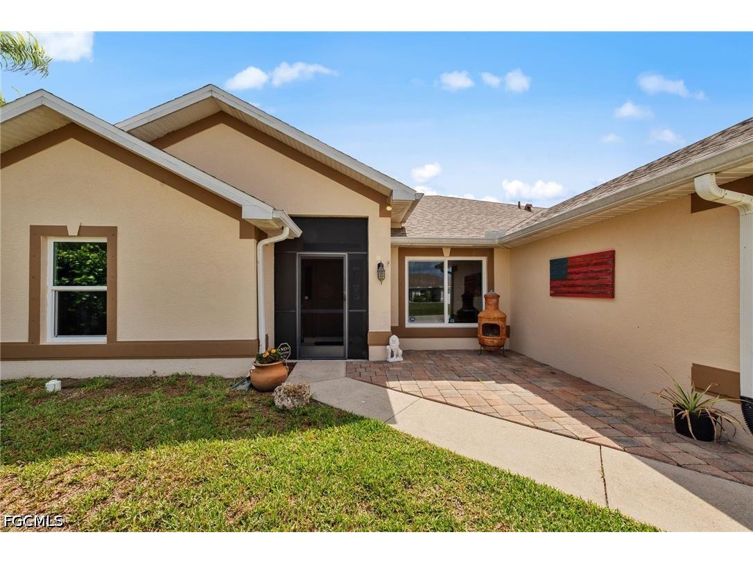 23 NW 29th Avenue Cape Coral FL 33993 2026020739 image2