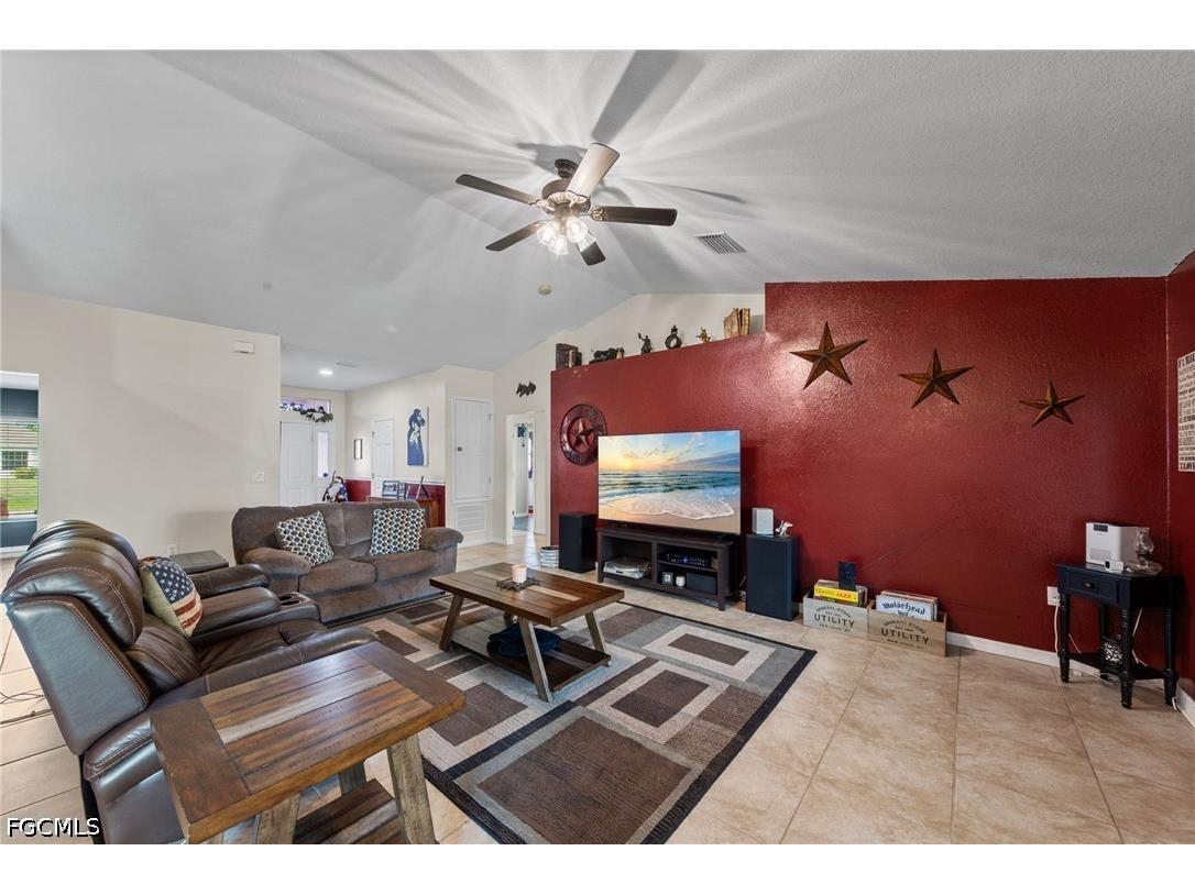 23 NW 29th Avenue Cape Coral FL 33993 2026020739 image9