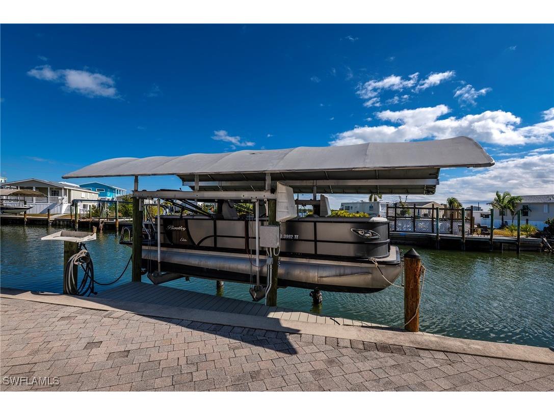 23 Nancy Lane Fort Myers Beach FL 33931 226004341 image3