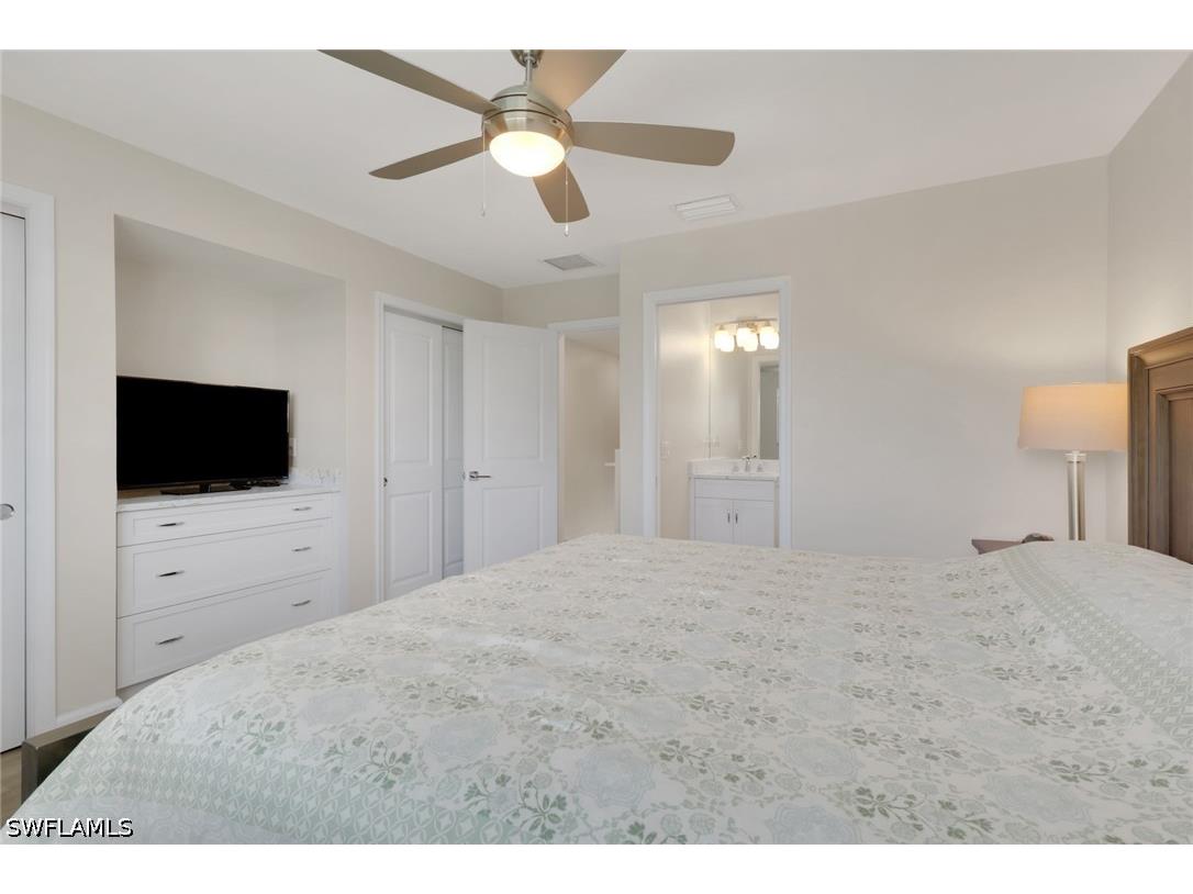 230 3rd Avenue S #4 Naples FL 34102 226018533 image9