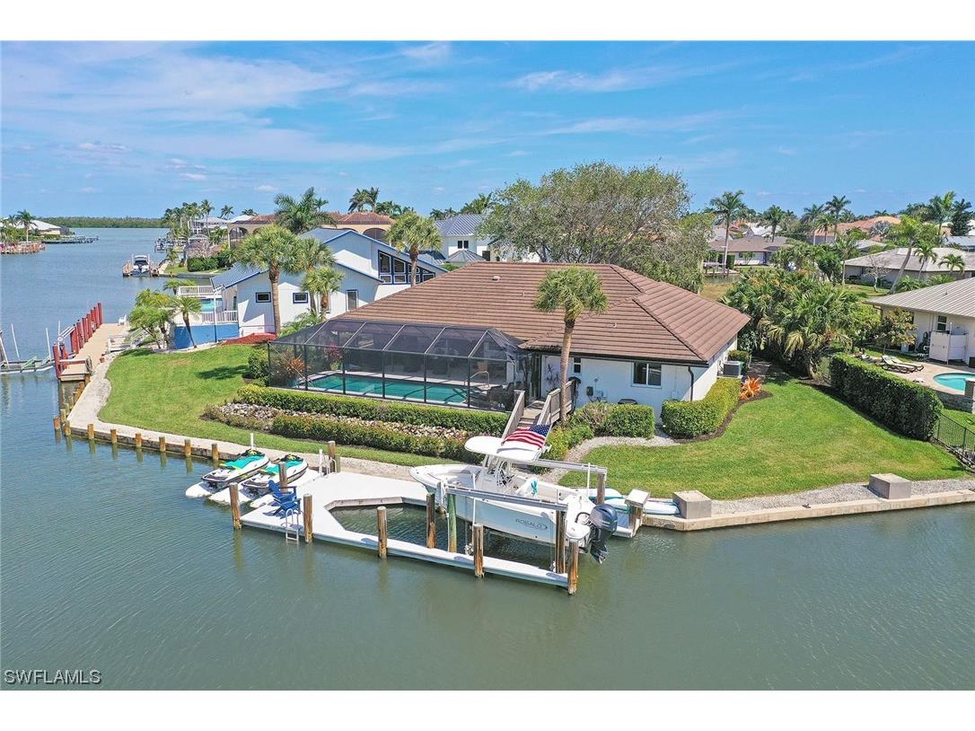 230 Geranium Court Marco Island FL 34145 223019718 image1