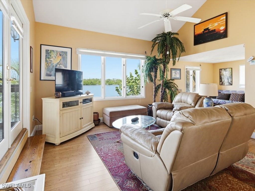 230 Harbor Place N Goodland FL 34140 225080073 image7