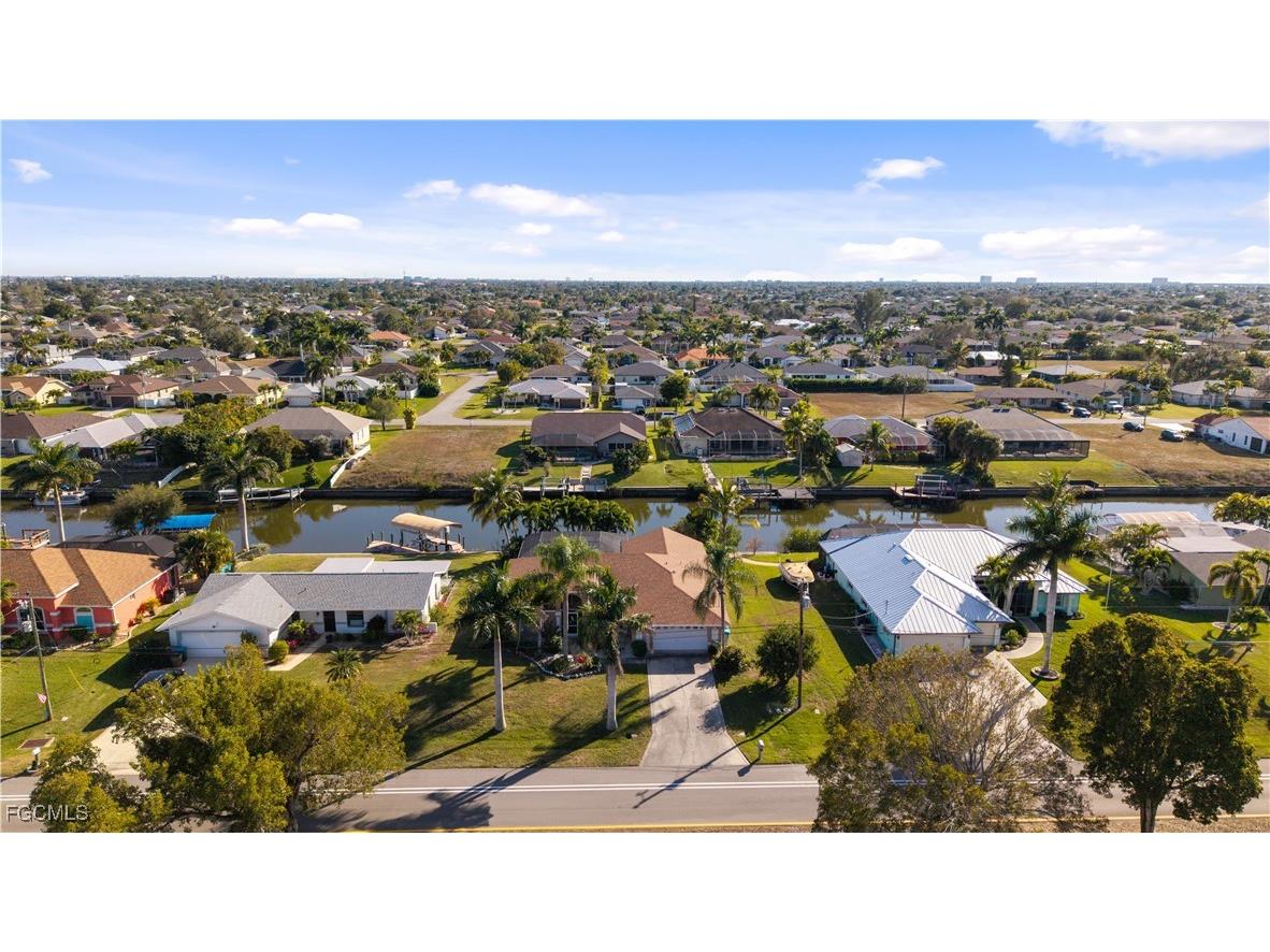 230 Kamal Parkway Cape Coral FL 33904 2026005667 image5