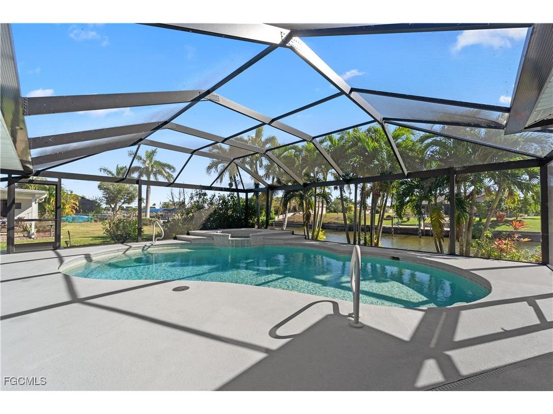 230 Kamal Parkway Cape Coral FL 33904 2026005667 image9