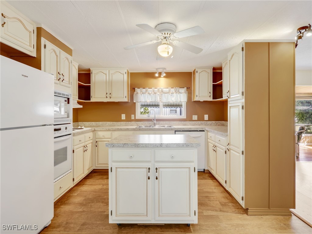 230 Matecumbe Lane #248 Naples FL 34114 225081373 image8