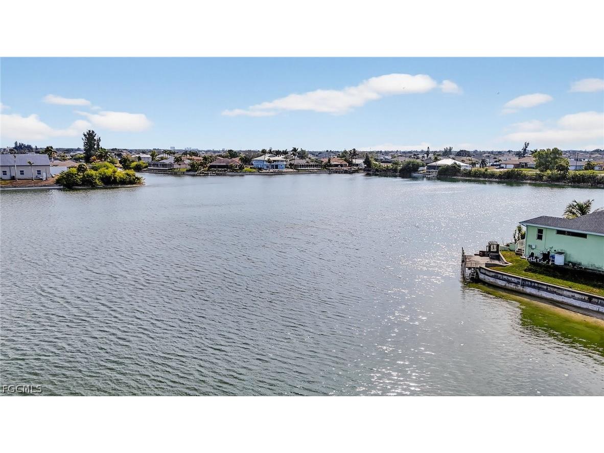 230 NE 18th Street Cape Coral FL 33909 2026009818 image38