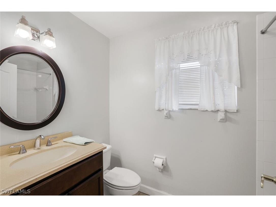 230 Newport Drive #601 Naples FL 34114 226008847 image16