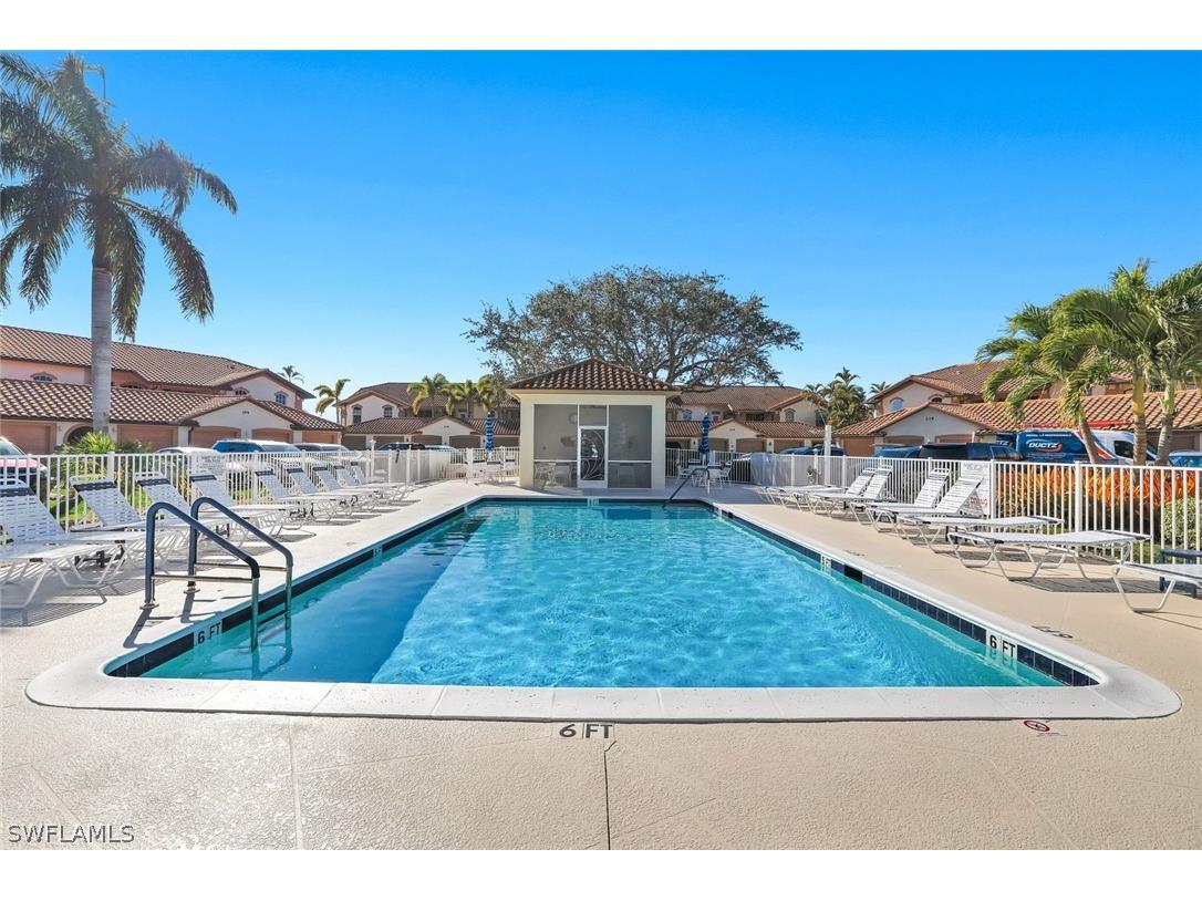 230 Newport Drive #601 Naples FL 34114 226008847 image4