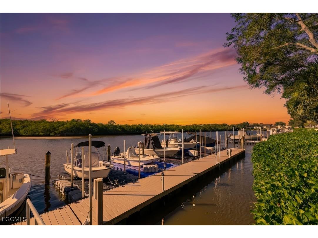 230 Newport Drive #602 Naples FL 34114 2026004148 image2