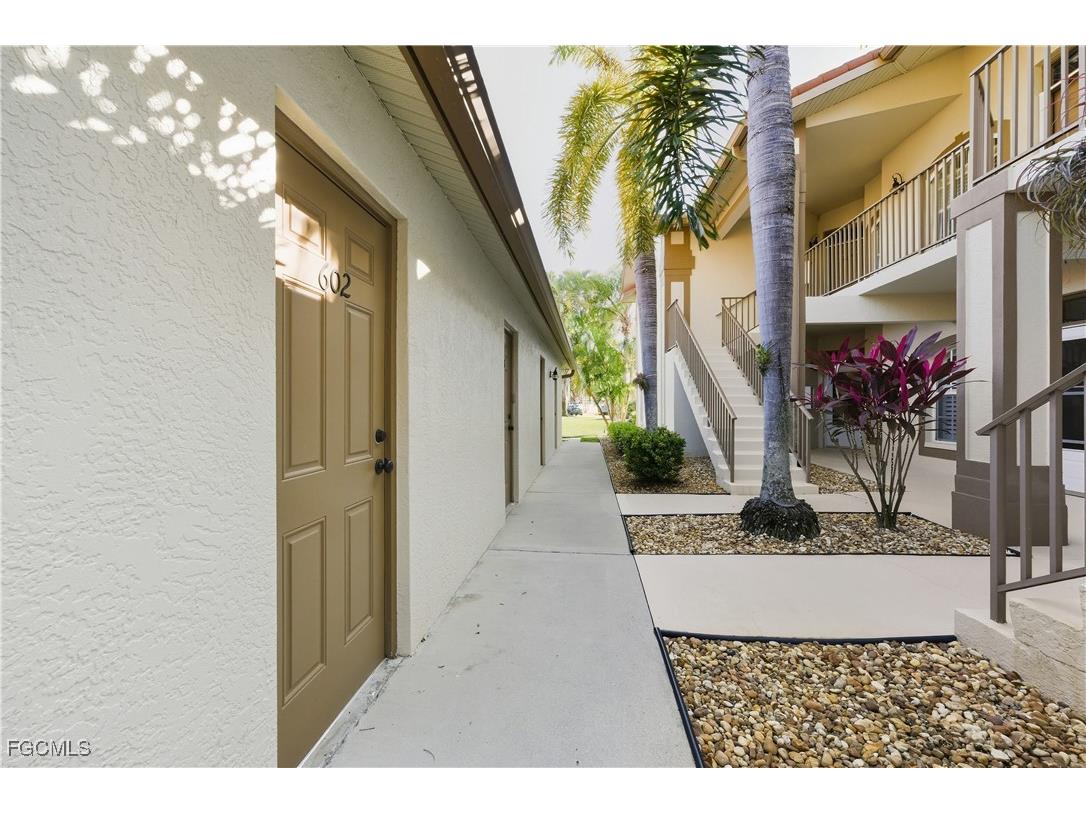 230 Newport Drive #602 Naples FL 34114 2026004148 image31