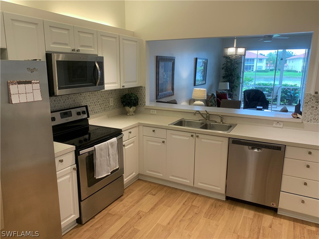 230 Robin Hood Circle #102 Naples FL 34104 226010329 image14