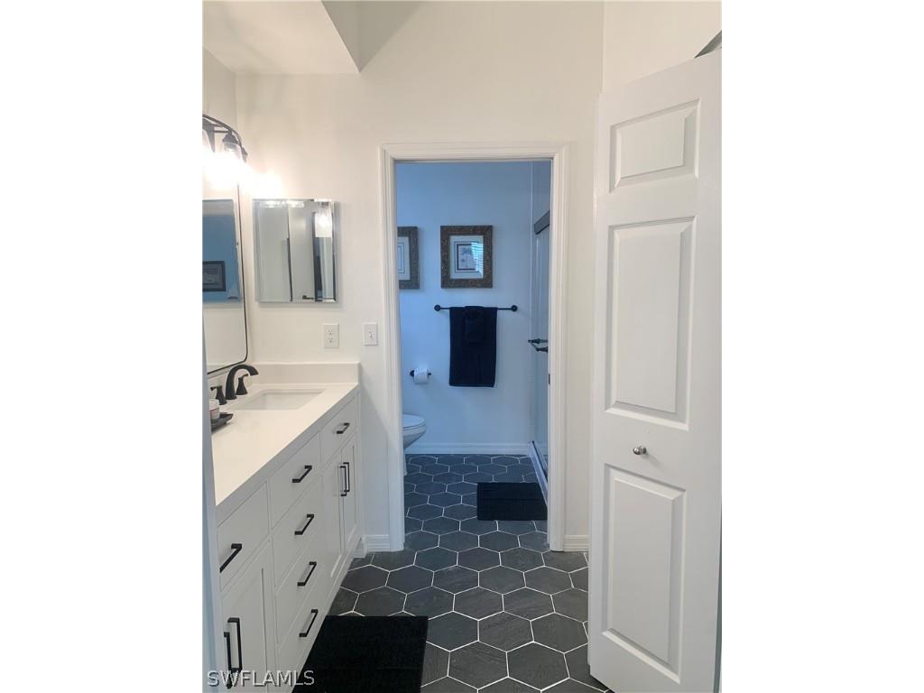 230 Robin Hood Circle #102 Naples FL 34104 226010329 image20