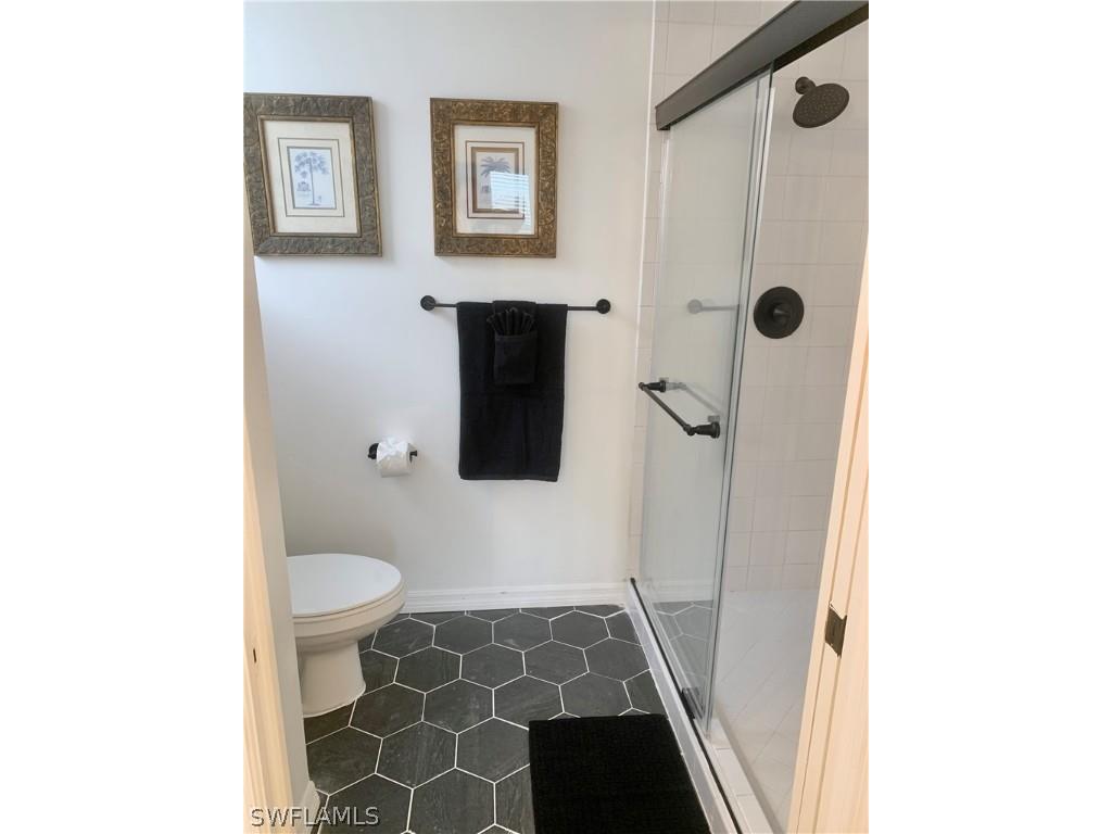 230 Robin Hood Circle #102 Naples FL 34104 226010329 image21