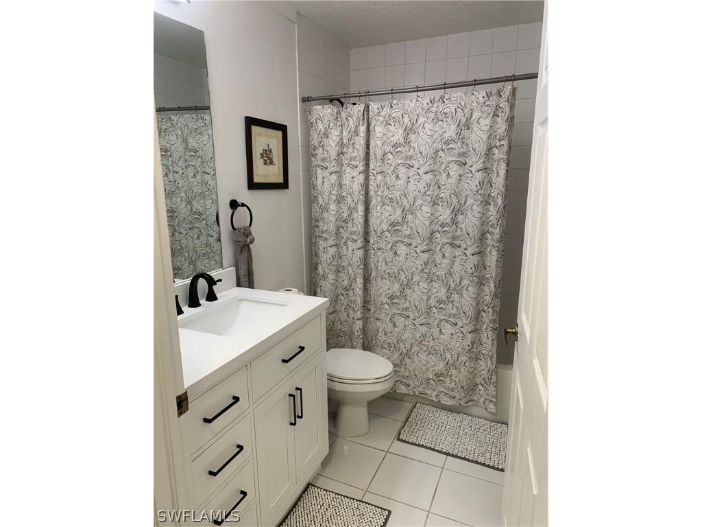 230 Robin Hood Circle #102 Naples FL 34104 226010329 image25