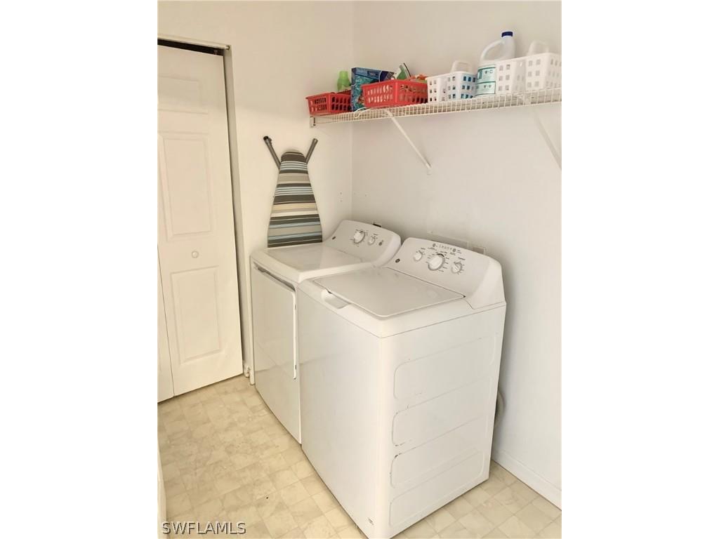 230 Robin Hood Circle #102 Naples FL 34104 226010329 image27