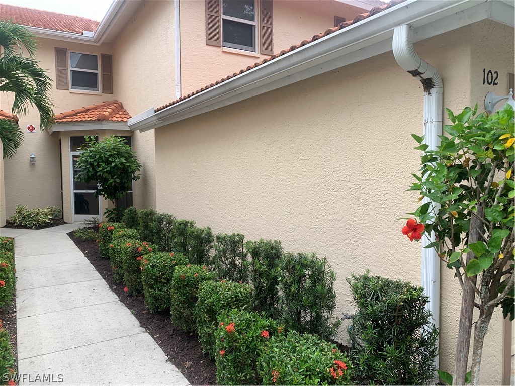 230 Robin Hood Circle #102 Naples FL 34104 226010329 image29