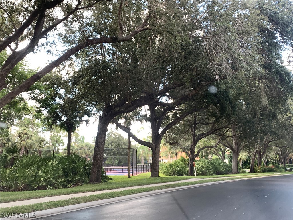 230 Robin Hood Circle #102 Naples FL 34104 226010329 image33