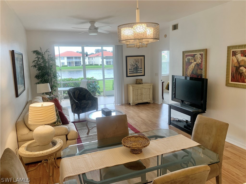 230 Robin Hood Circle #102 Naples FL 34104 226010329 image7