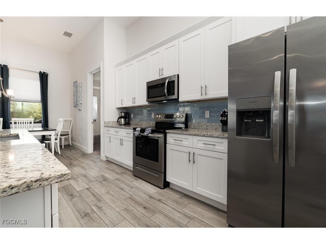 230 SW 25th Avenue Cape Coral FL 33991 2026000978 image10