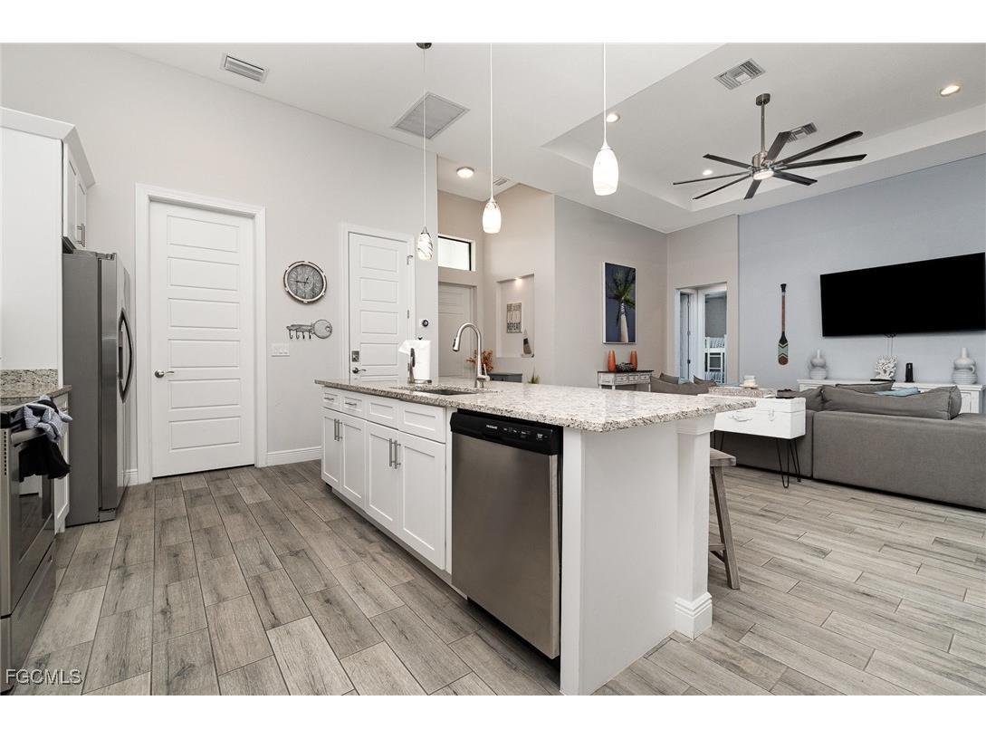 230 SW 25th Avenue Cape Coral FL 33991 2026000978 image11