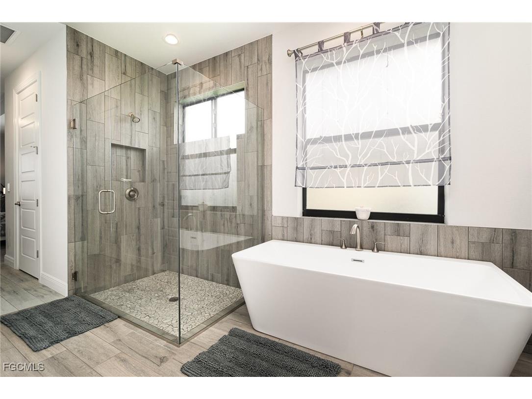 230 SW 25th Avenue Cape Coral FL 33991 2026000978 image15