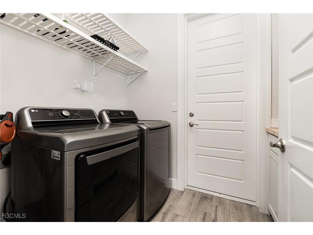 230 SW 25th Avenue Cape Coral FL 33991 2026000978 image21