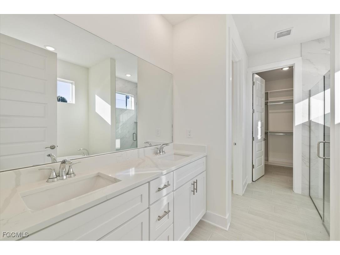 230 SW 31st Terrace Cape Coral FL 33914 2026000363 image31