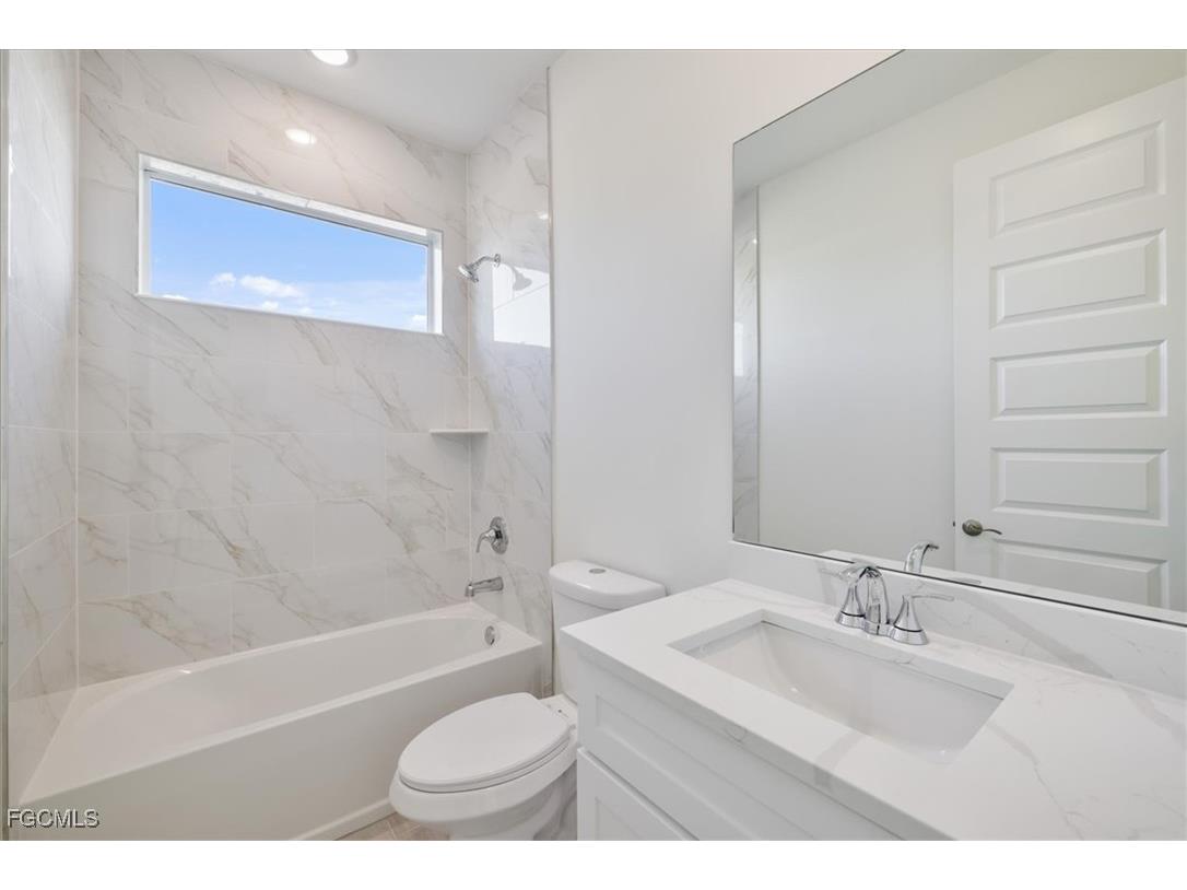 230 SW 31st Terrace Cape Coral FL 33914 2026000363 image37