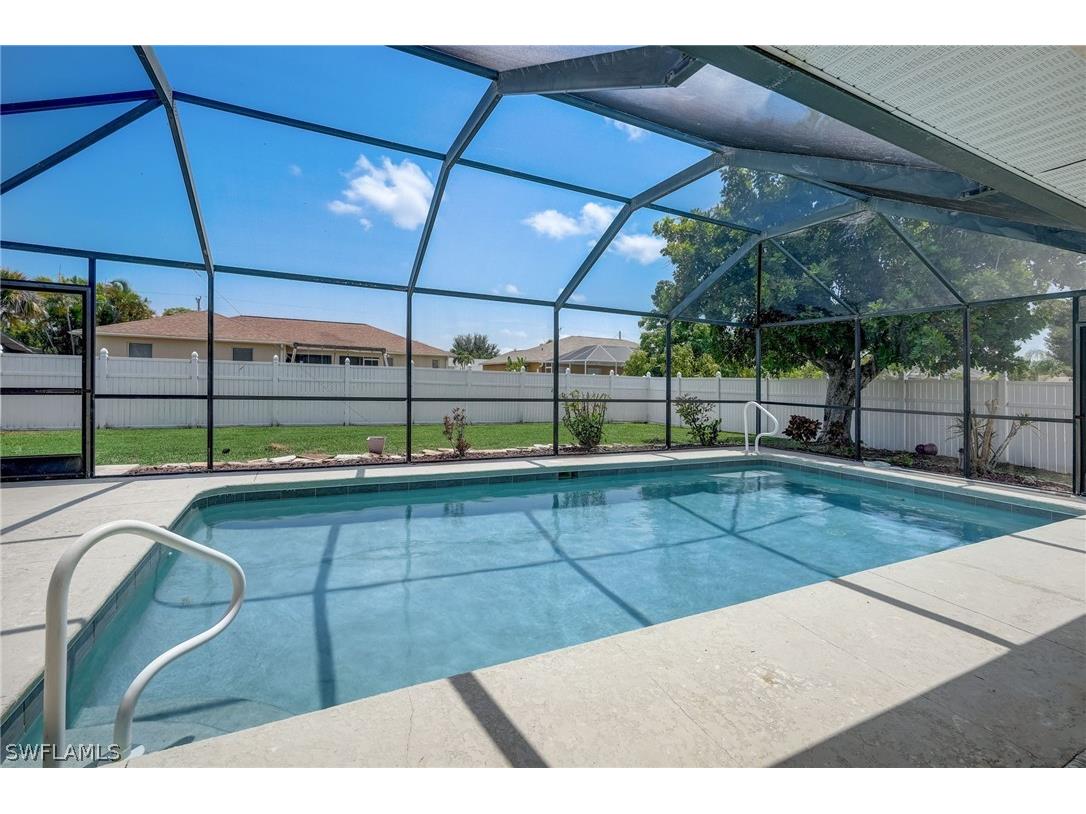 230 SW 43rd Terrace Cape Coral FL 33914 224041523 image1