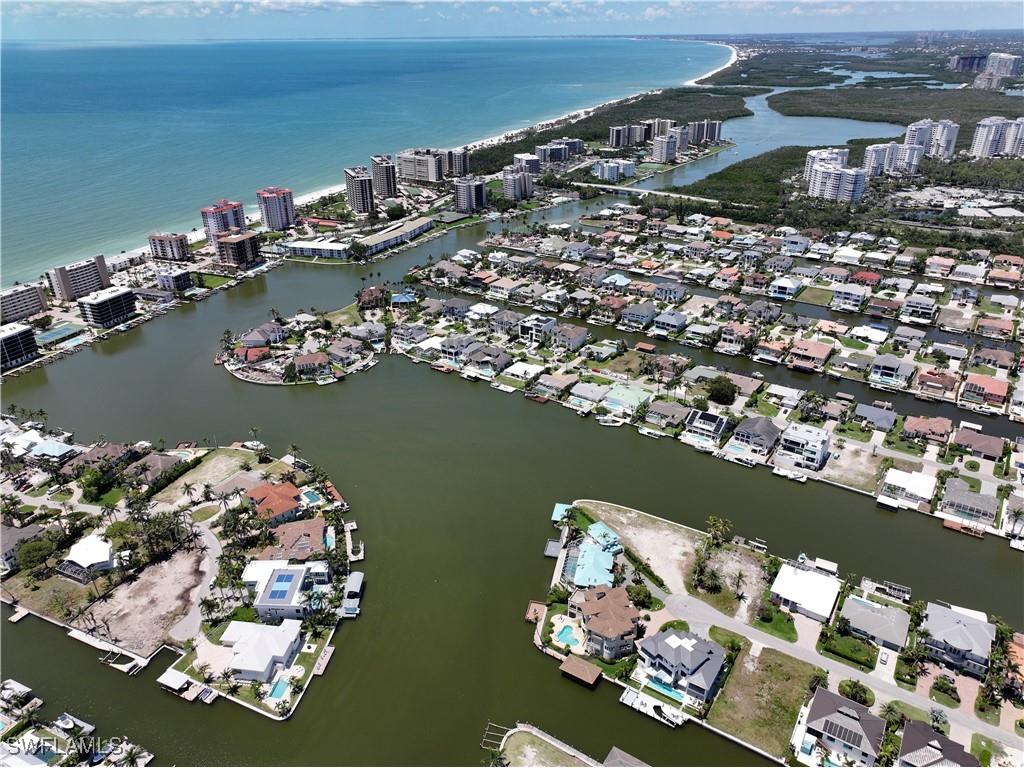 230 Seabreeze Avenue Naples FL 34108 225046552 image10