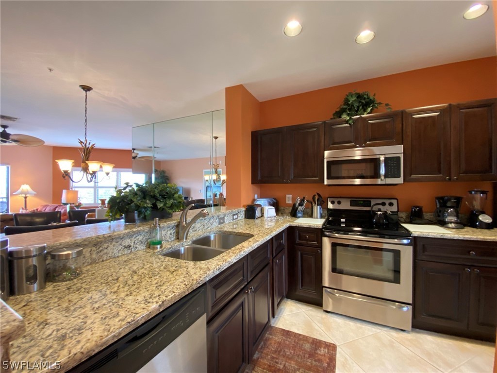 230 Vintage Circle #A-404 Naples FL 34119 226008988 image1
