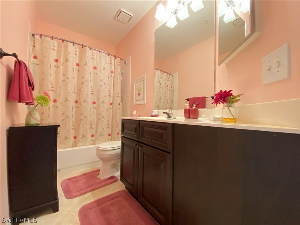 230 Vintage Circle #A-404 Naples FL 34119 226008988 image18