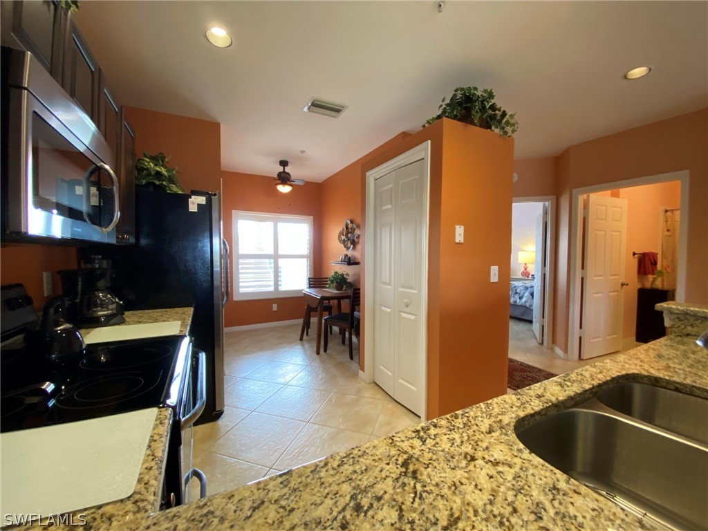 230 Vintage Circle #A-404 Naples FL 34119 226008988 image5