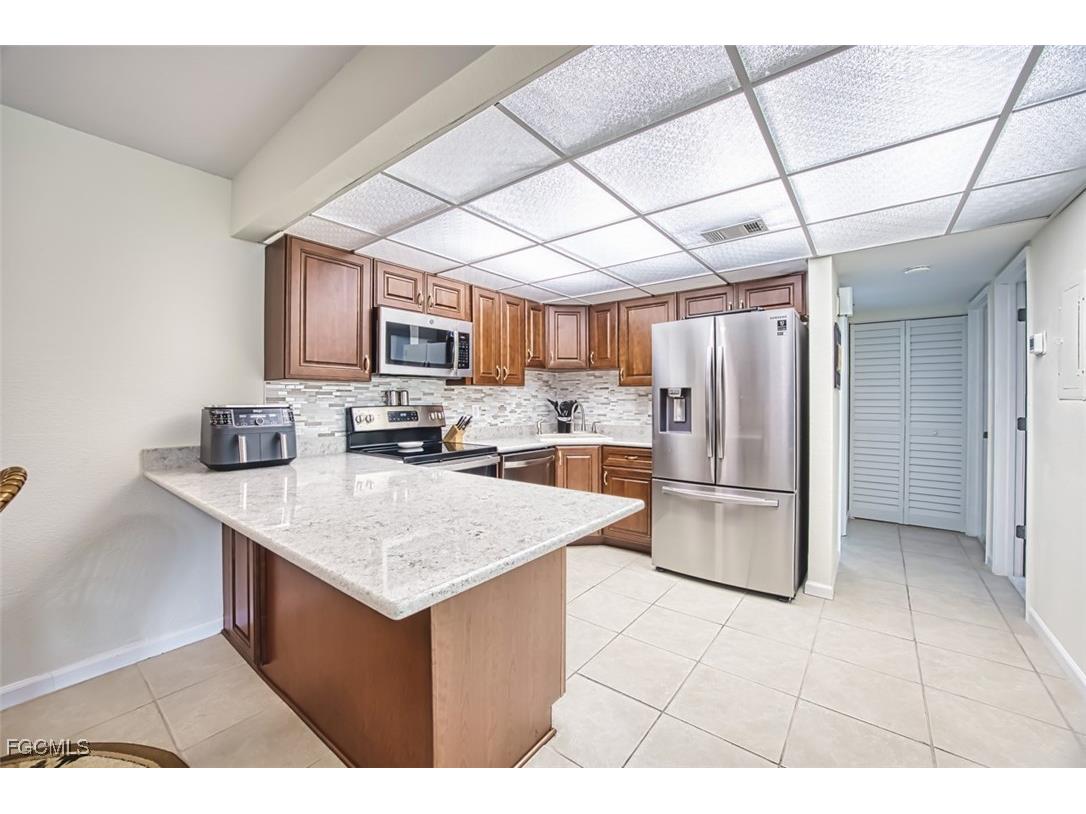 2300 Aaron Street #106 Port Charlotte FL 33952 2025019408 image15