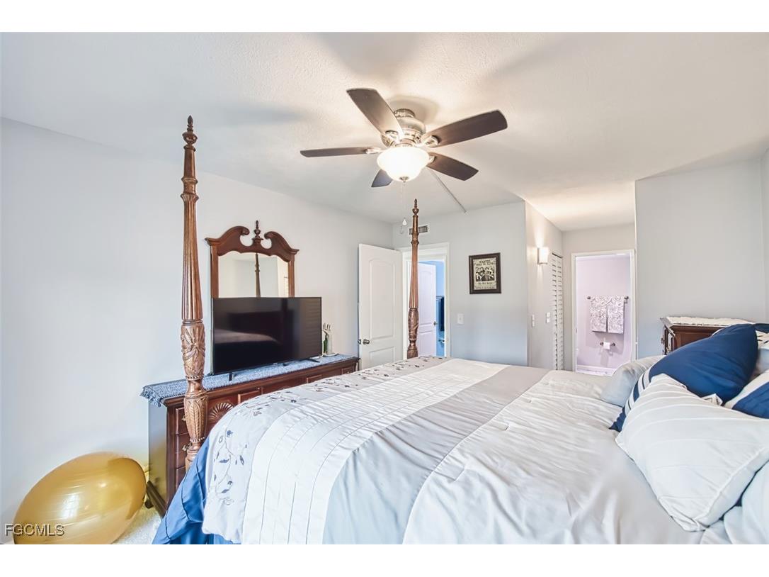 2300 Aaron Street #106 Port Charlotte FL 33952 2025019408 image24