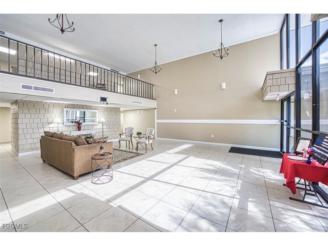 2300 Aaron Street #106 Port Charlotte FL 33952 2025019408 image4