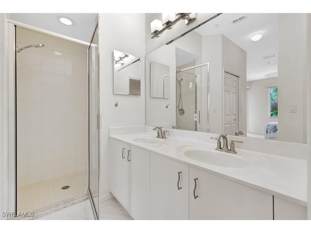 2300 Carrington Court #203 Naples FL 34109 225076547 image20