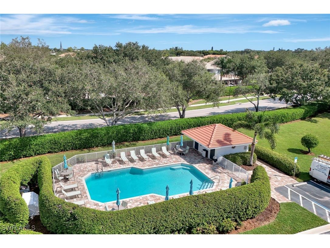 2300 Carrington Court #203 Naples FL 34109 225076547 image37