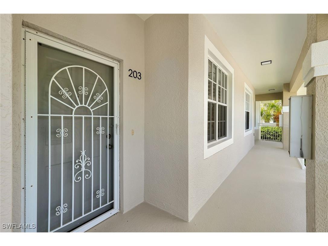 2300 Carrington Court #203 Naples FL 34109 225076547 image4