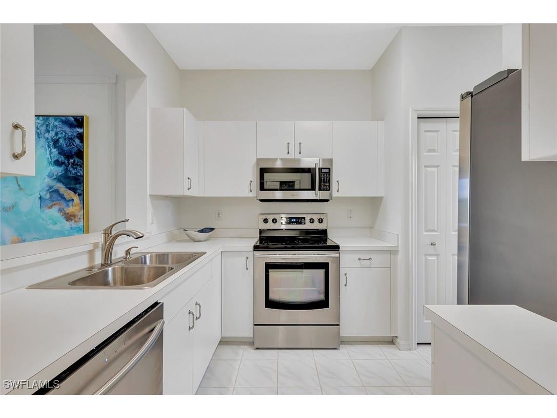 2300 Carrington Court #203 Naples FL 34109 225076547 image6