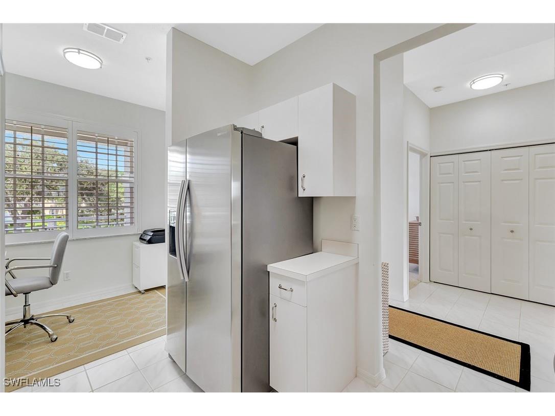 2300 Carrington Court #203 Naples FL 34109 225076547 image8