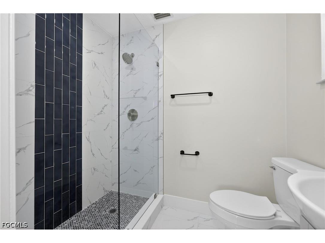 2300 Crystal Drive Fort Myers FL 33907 2026023069 image23
